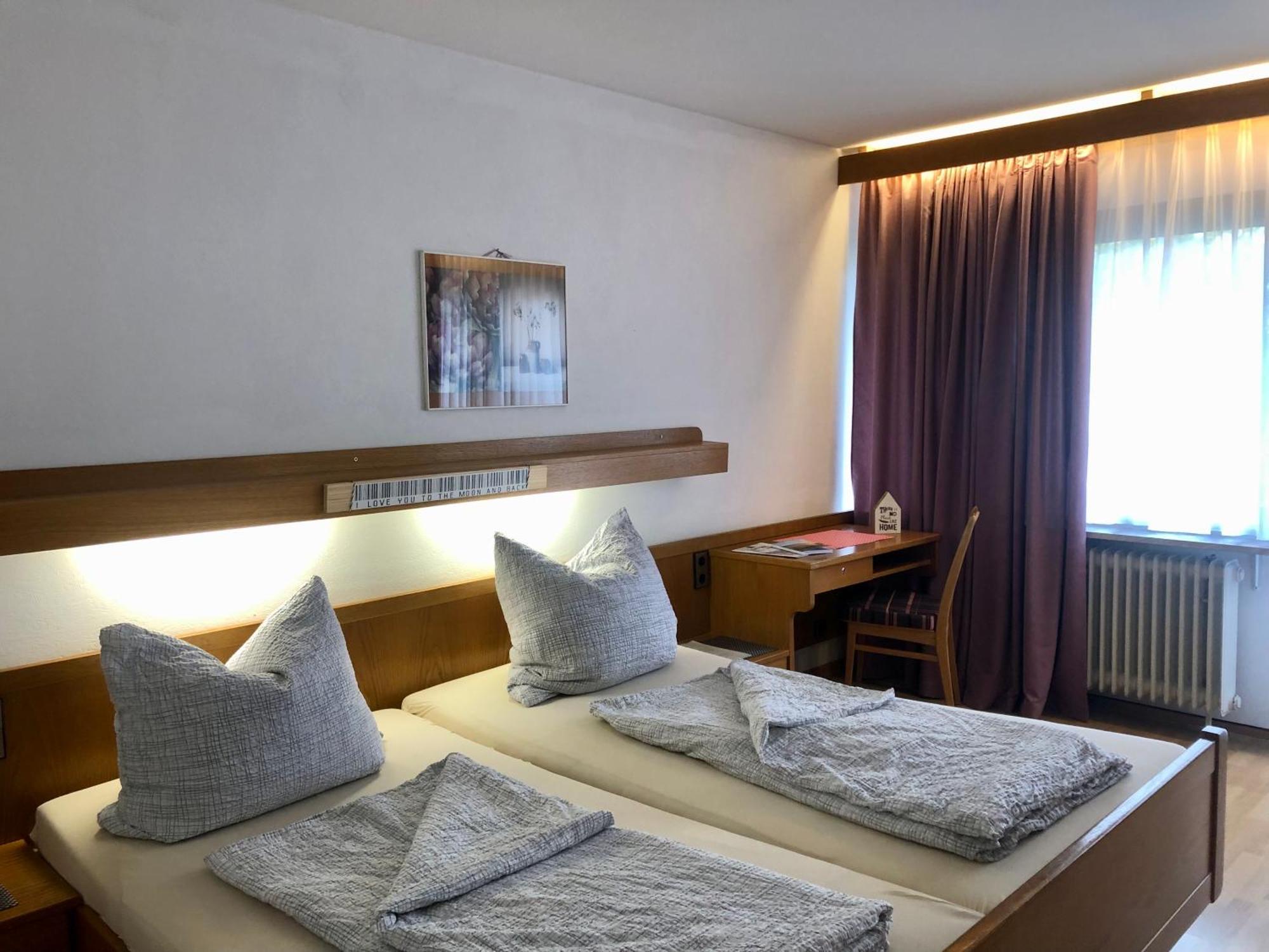 Goldener Hahn B&B Baiersbronn - Ferienwohnungen Mit Hotel Service Nahe Gartenschau Tal X 部屋 写真