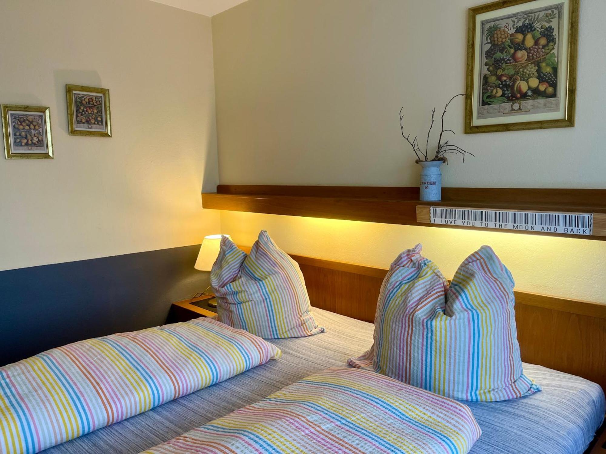 Goldener Hahn B&B Baiersbronn - Ferienwohnungen Mit Hotel Service Nahe Gartenschau Tal X 部屋 写真